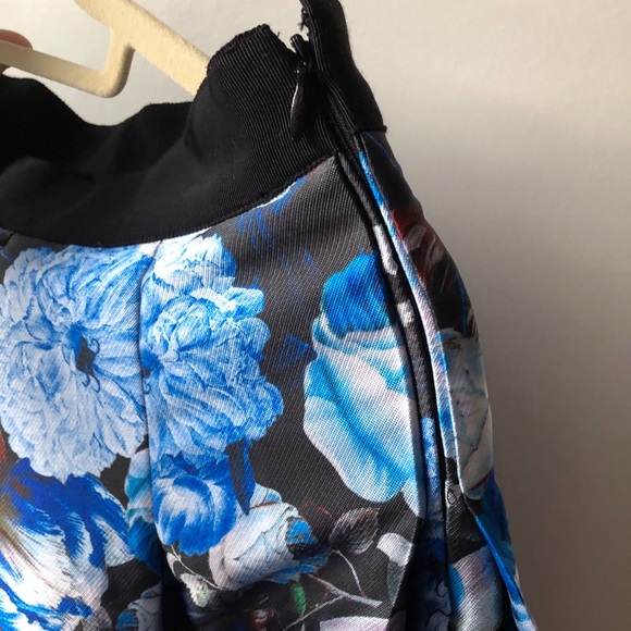 Sachin Babi Aster Skirt In Size 8. Retail $750 - Picture 4 of 7